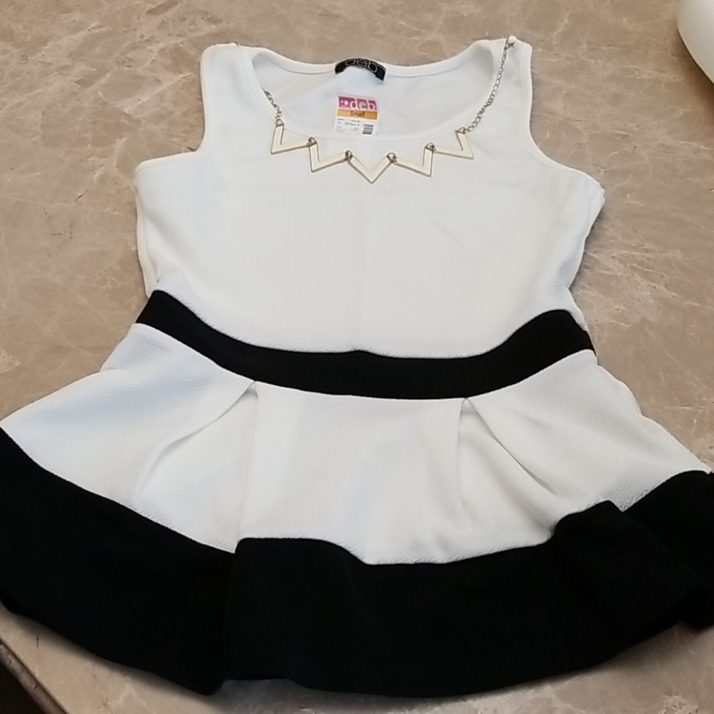 Peplum Top w/ Necklace